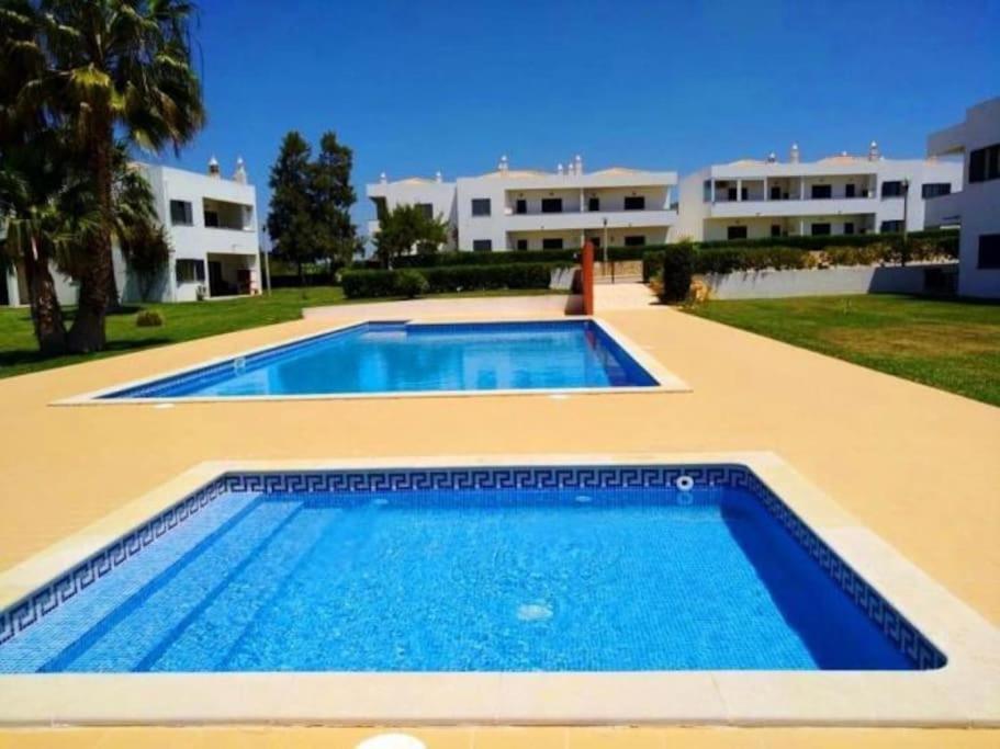 Lake Apartment - Pool And Sea View & Tennis Court & Bbq Pêra Extérieur photo