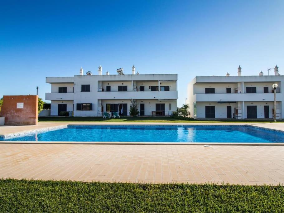 Lake Apartment - Pool And Sea View & Tennis Court & Bbq Pêra Extérieur photo
