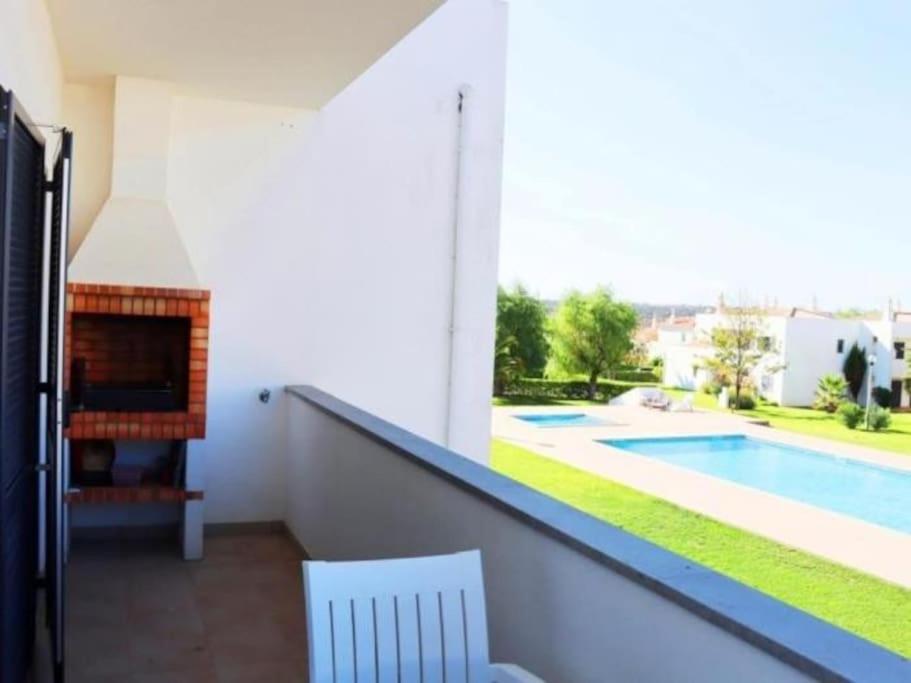 Lake Apartment - Pool And Sea View & Tennis Court & Bbq Pêra Extérieur photo
